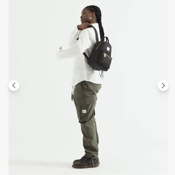 Herschel Supply Company black Mini Nova 9L backpack - Picture 5 of 16